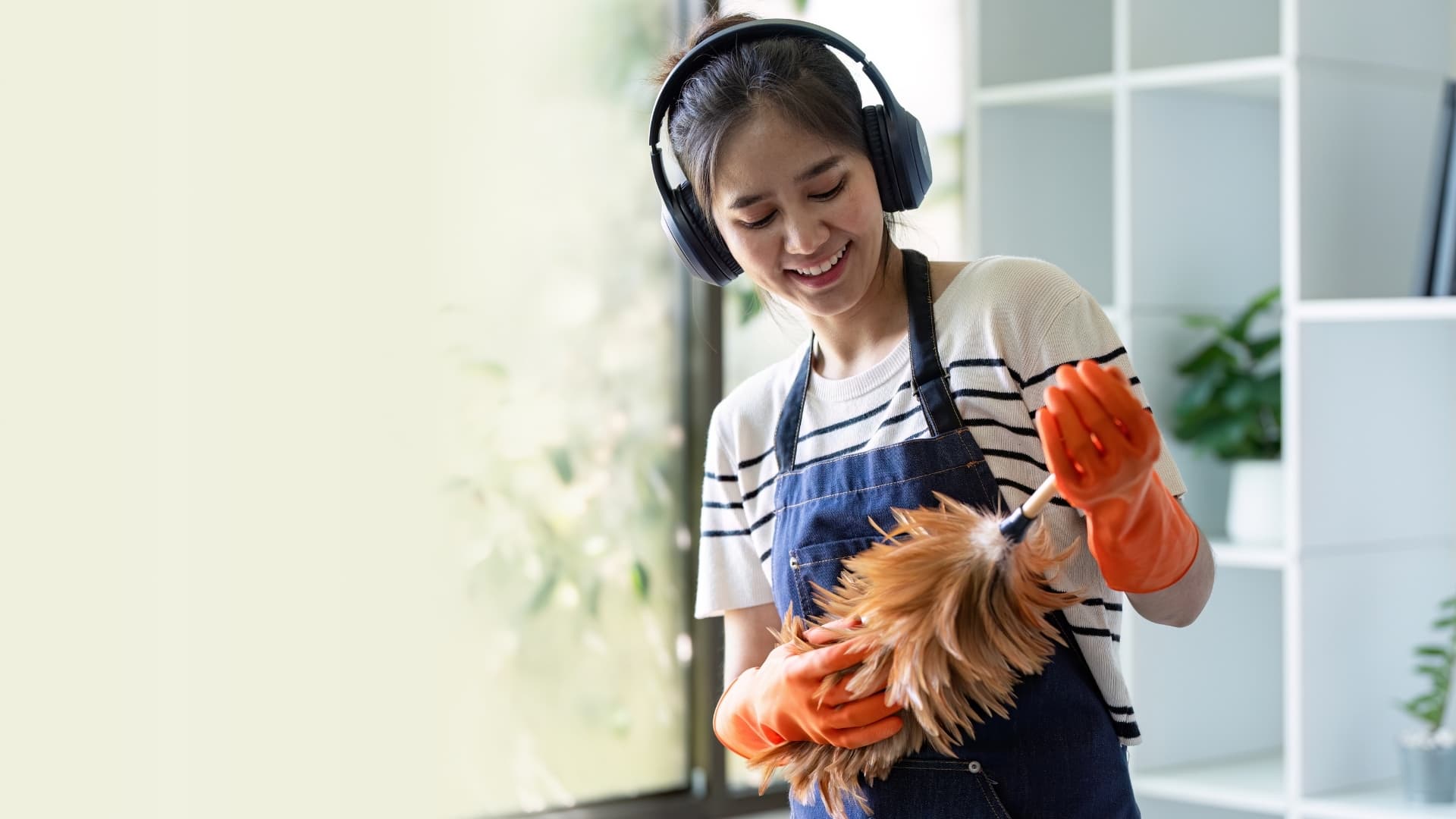 YOUR SCHEDULE. YOUR RULES. YOUR LIFE.